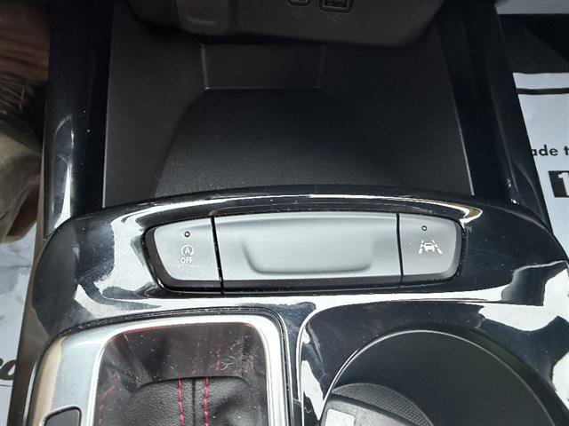 Used 2024 Chevrolet Trax RS FWD image 35