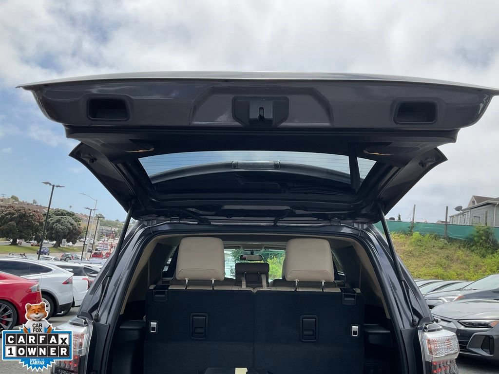 Used 2018 Toyota 4Runner SR5 Premium w/ Wilderness Package AWD/4WD image 9