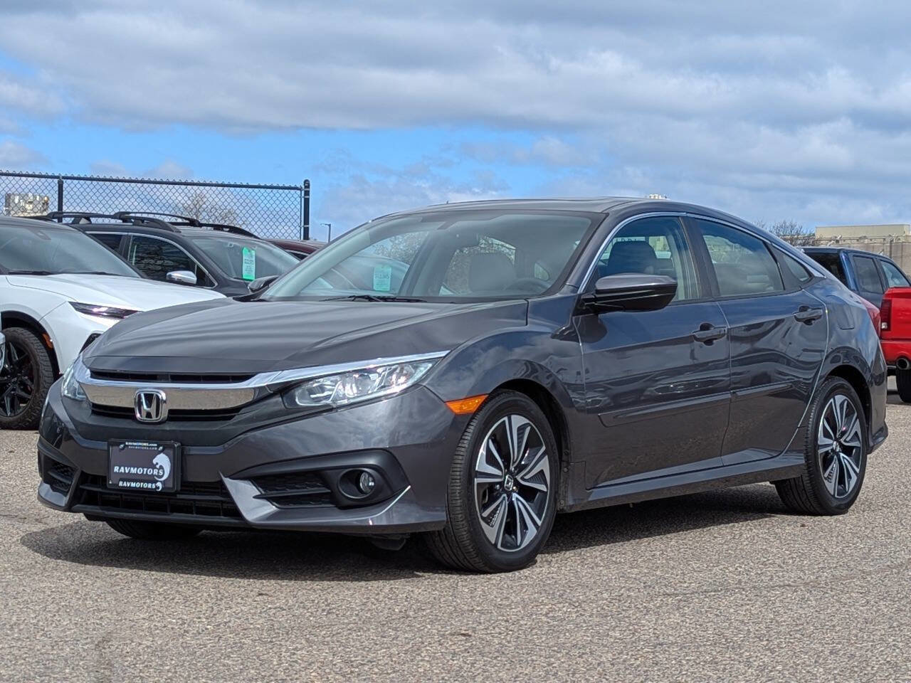 Used 2018 Honda Civic EX-T image 7