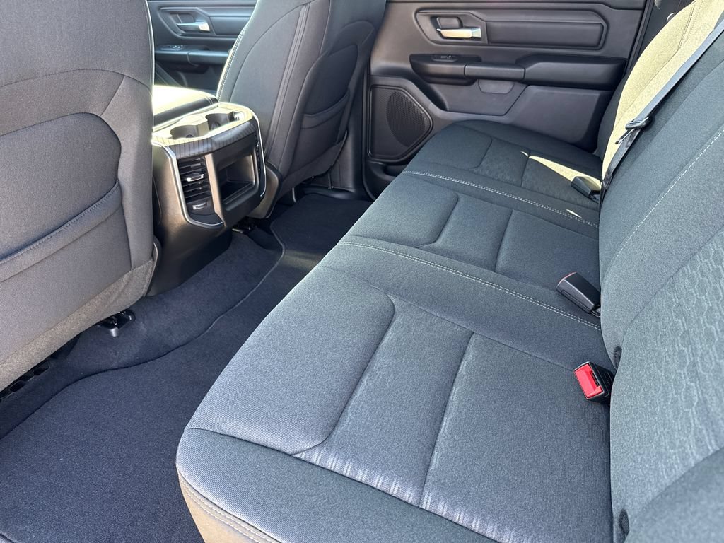 New 2026 RAM 1500 Express AWD/4WD image 16