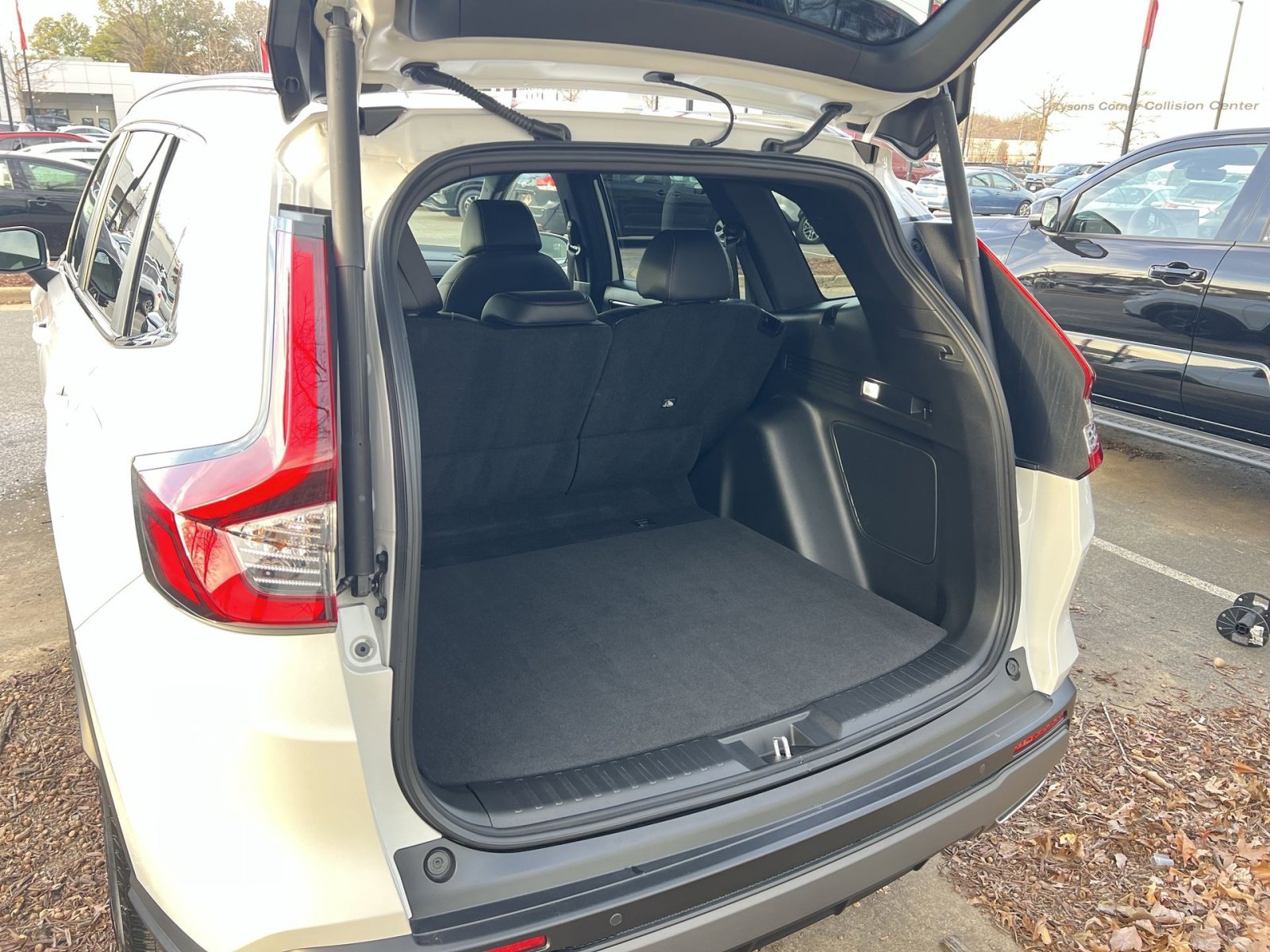 Used 2025 Honda CR-V Sport Touring image 24