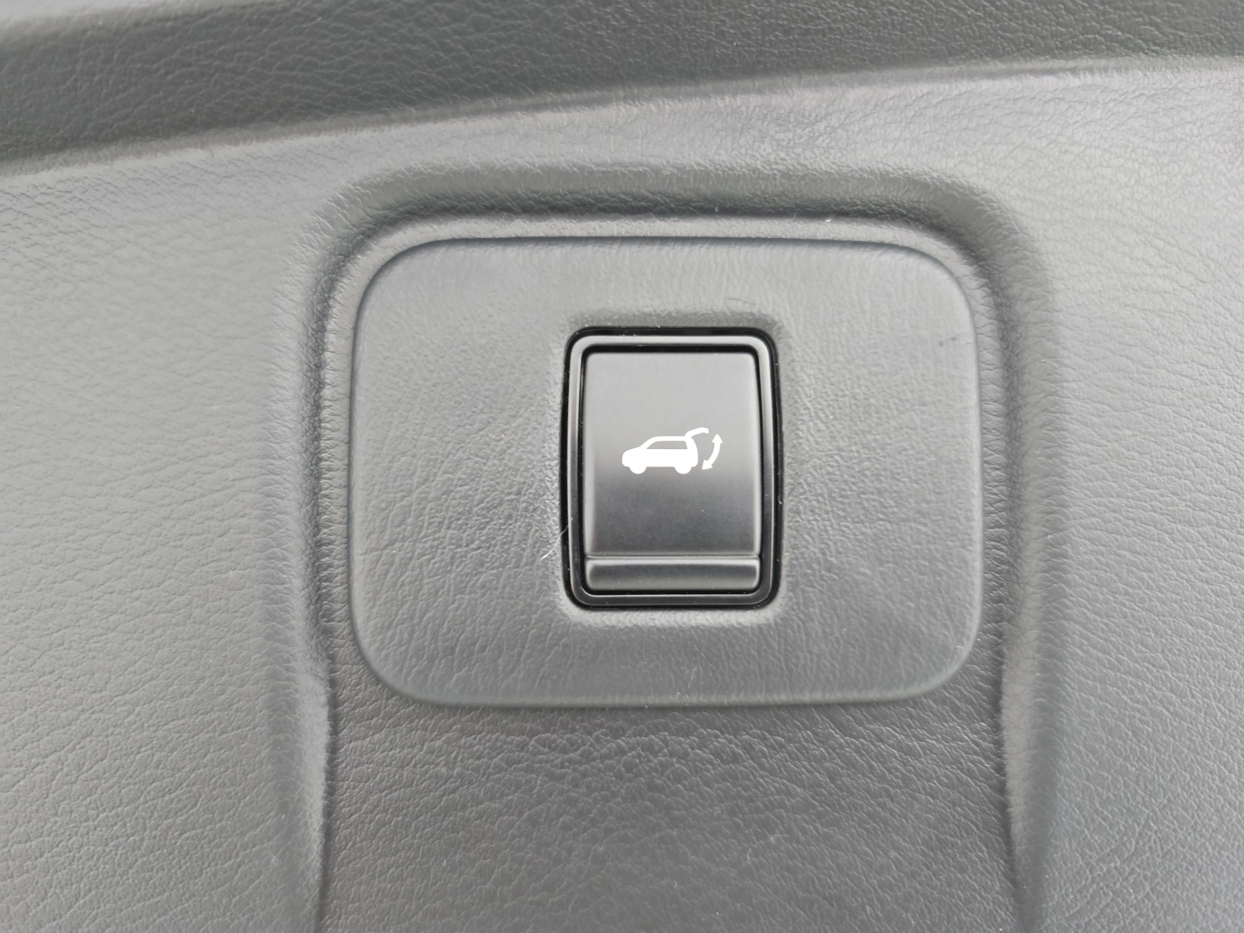 Used 2022 Nissan Murano Platinum w/ Cargo Package image 13