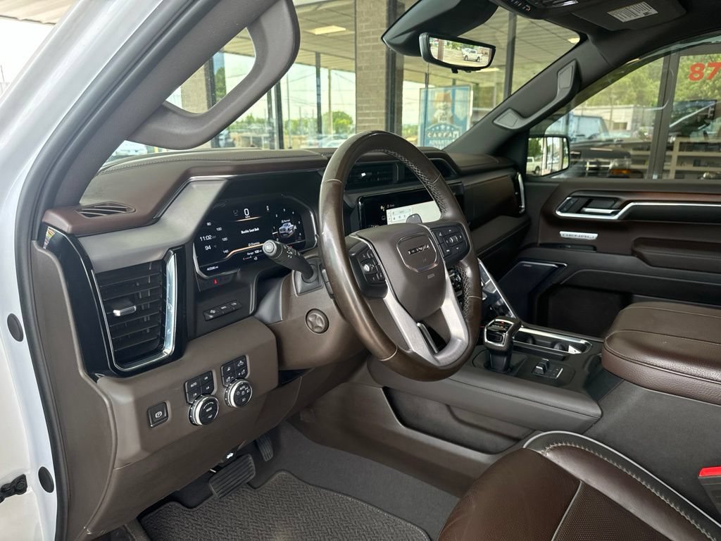 Used 2024 GMC Sierra 1500 Denali w/ Denali Reserve Package AWD/4WD image 9
