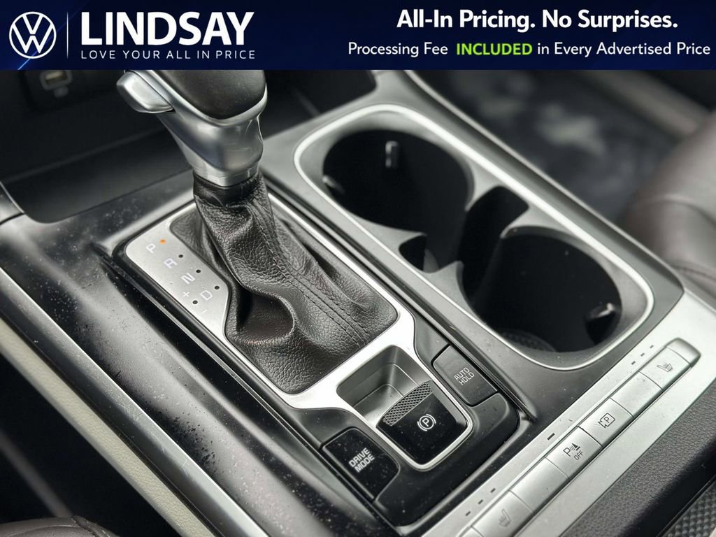 Used 2022 Kia Carnival LX FWD image 21