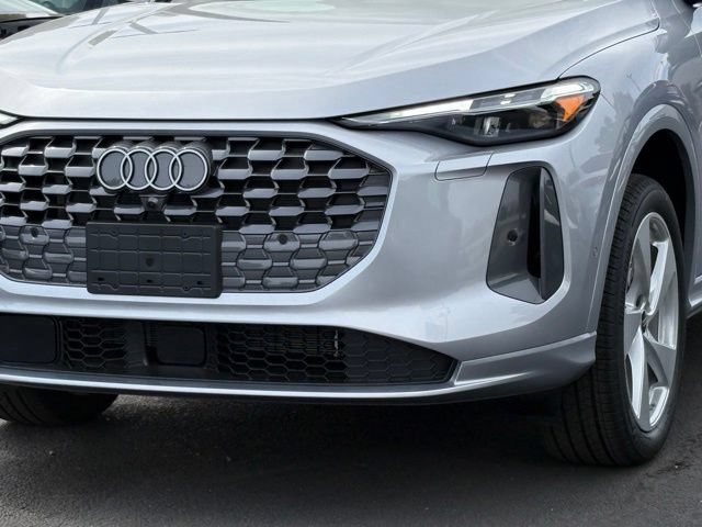 New 2026 Audi Q5 Premium Plus AWD/4WD image 2