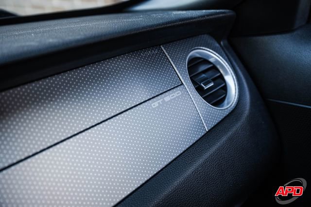 Used 2012 Ford Mustang Shelby GT500 RWD image 25