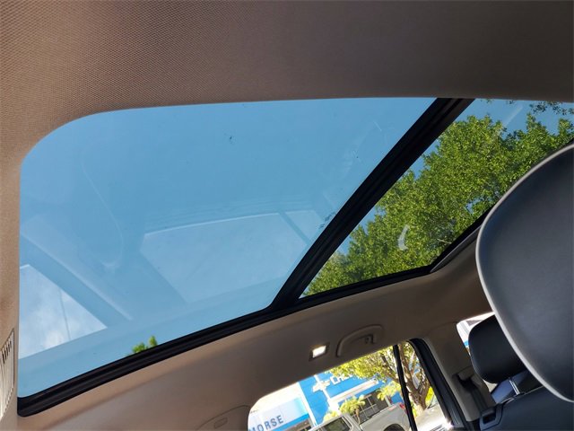 Used 2024 Volkswagen Atlas SEL Premium R-Line image 20