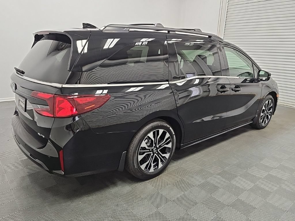 New 2026 Honda Odyssey Elite image 8