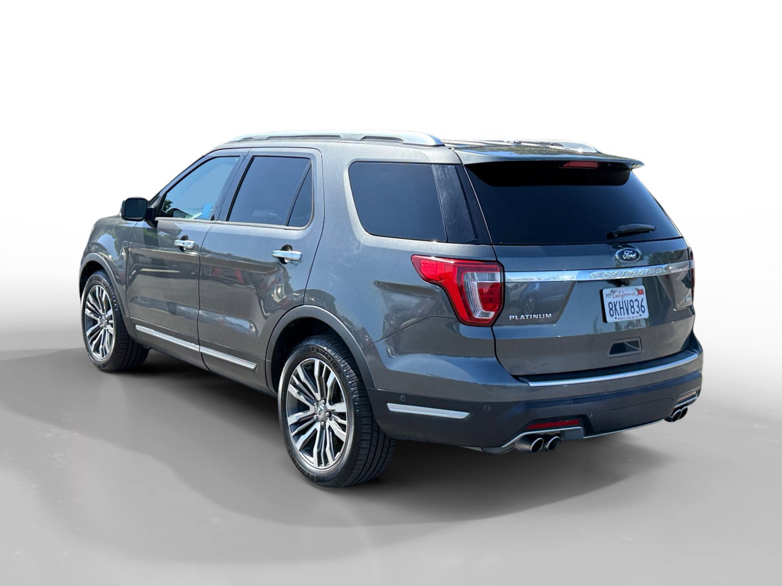 Used 2018 Ford Explorer Platinum AWD/4WD image 3