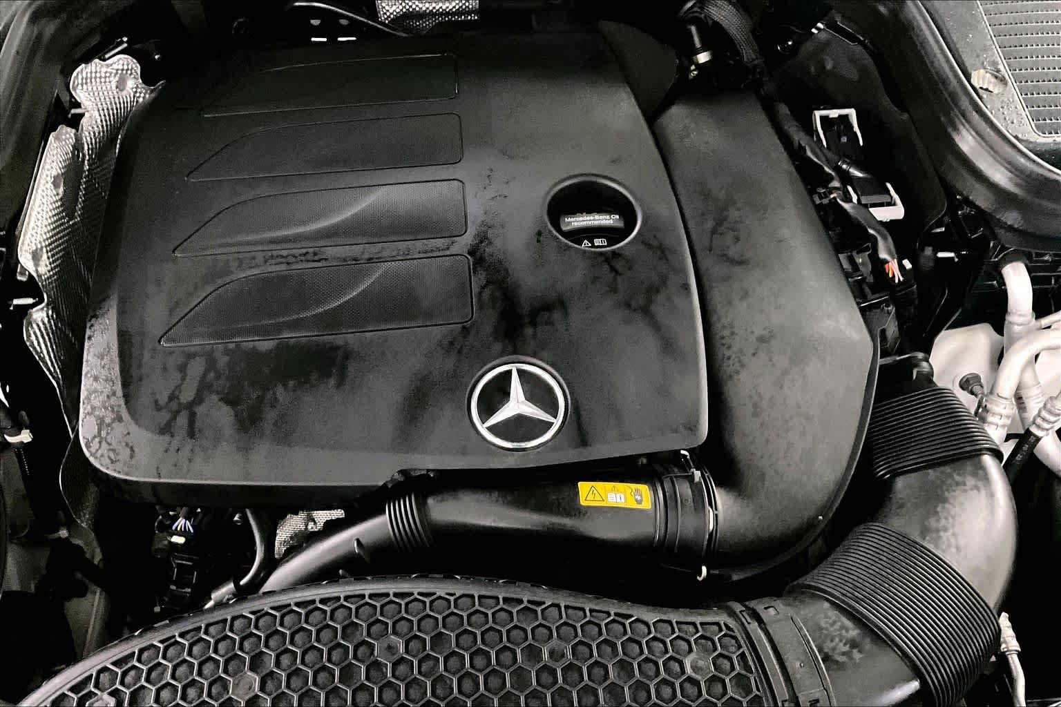 Certified 2022 Mercedes-Benz GLC 300 4MATIC Coupe image 31