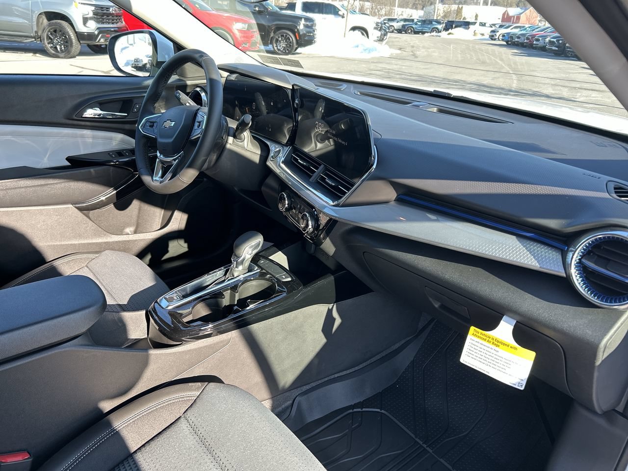 New 2026 Chevrolet Trax LT w/ Driver Confidence Package FWD image 15