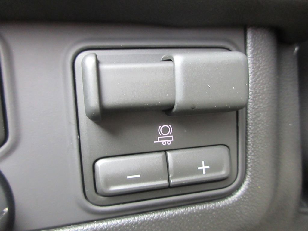 New 2026 GMC Yukon AT4 w/ AT4 Premium Plus Package AWD/4WD image 20