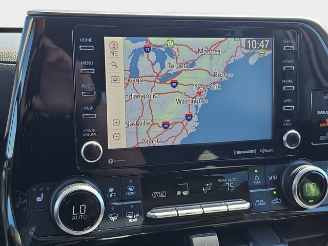 Used 2020 Toyota Highlander XLE AWD/4WD image 26
