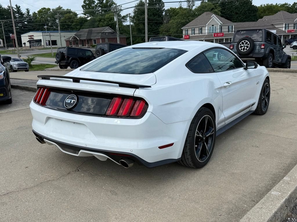 Used 2017 Ford Mustang GT Premium w/ Equipment Group 401A RWD image 6
