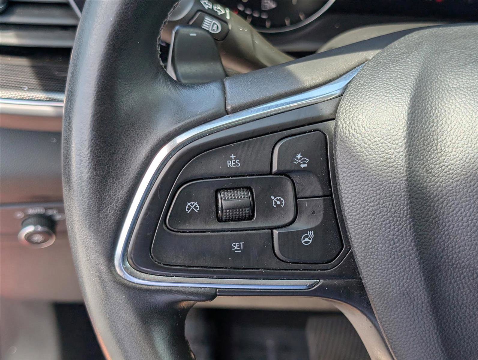 Used 2022 Buick Envision Preferred FWD image 22