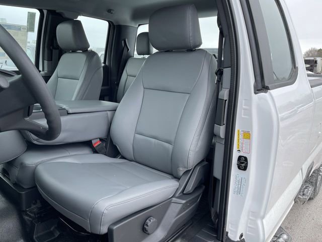 New 2026 Ford F250 XL w/ XL Chrome Package image 14