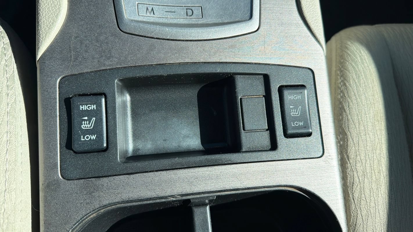 Used 2012 Subaru Outback 2.5i Premium AWD/4WD image 18