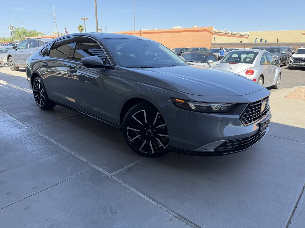 Used 2024 Honda Accord Touring image 6
