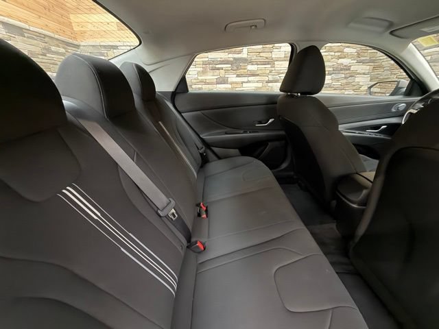Used 2023 Hyundai Elantra SEL w/ Convenience Package FWD image 33