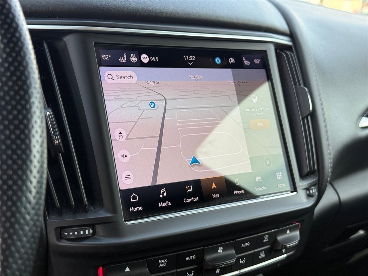 Certified 2023 Maserati Levante GT image 25