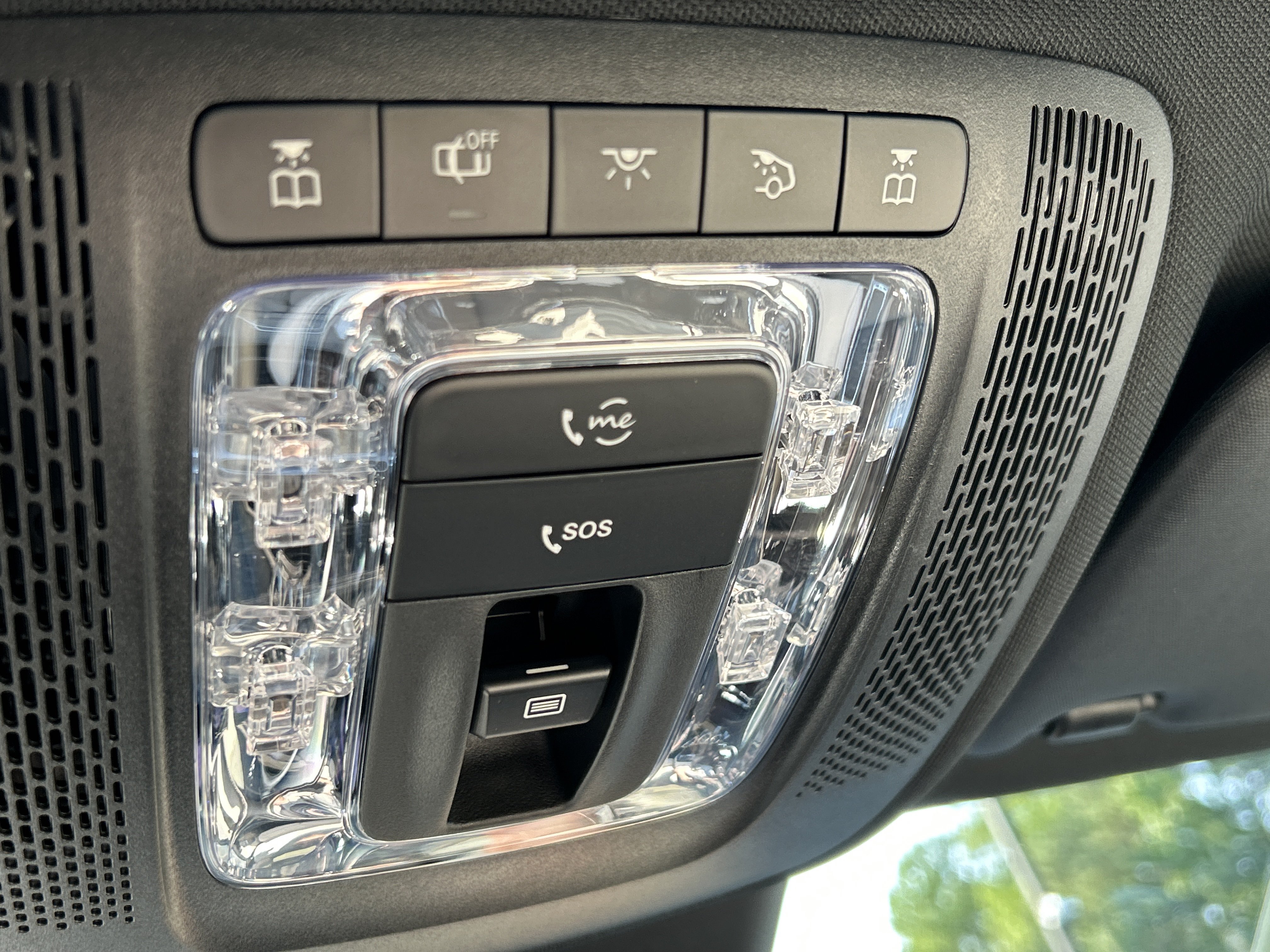 Certified 2025 Mercedes-Benz GLA 250 image 36