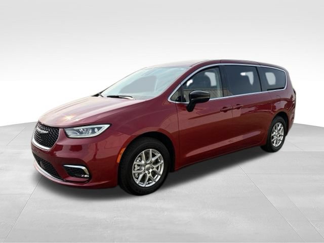 Used 2024 Chrysler Pacifica Touring-L FWD image 9