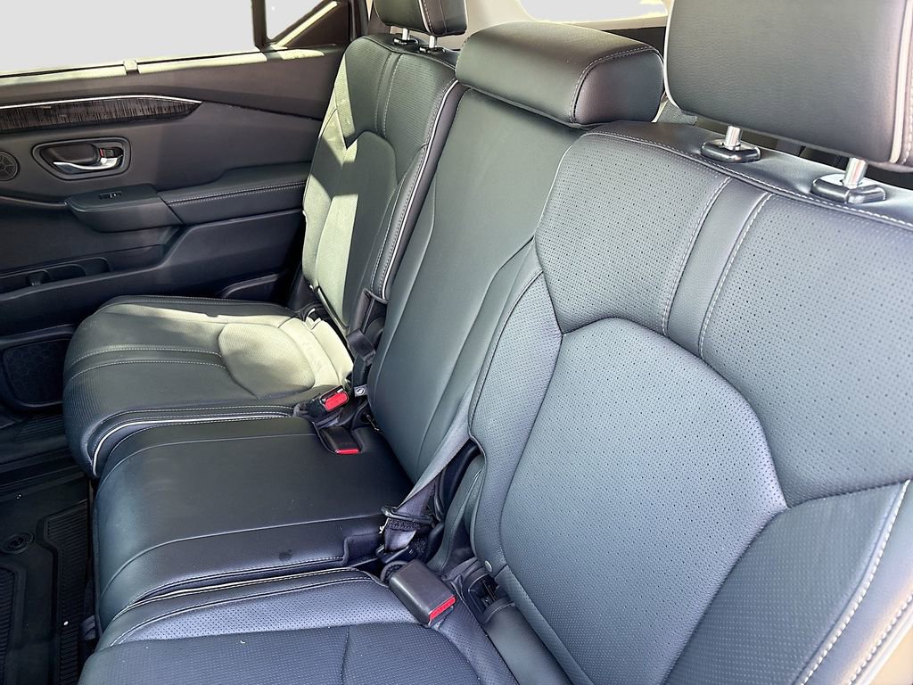 Used 2024 Honda Pilot Elite image 26