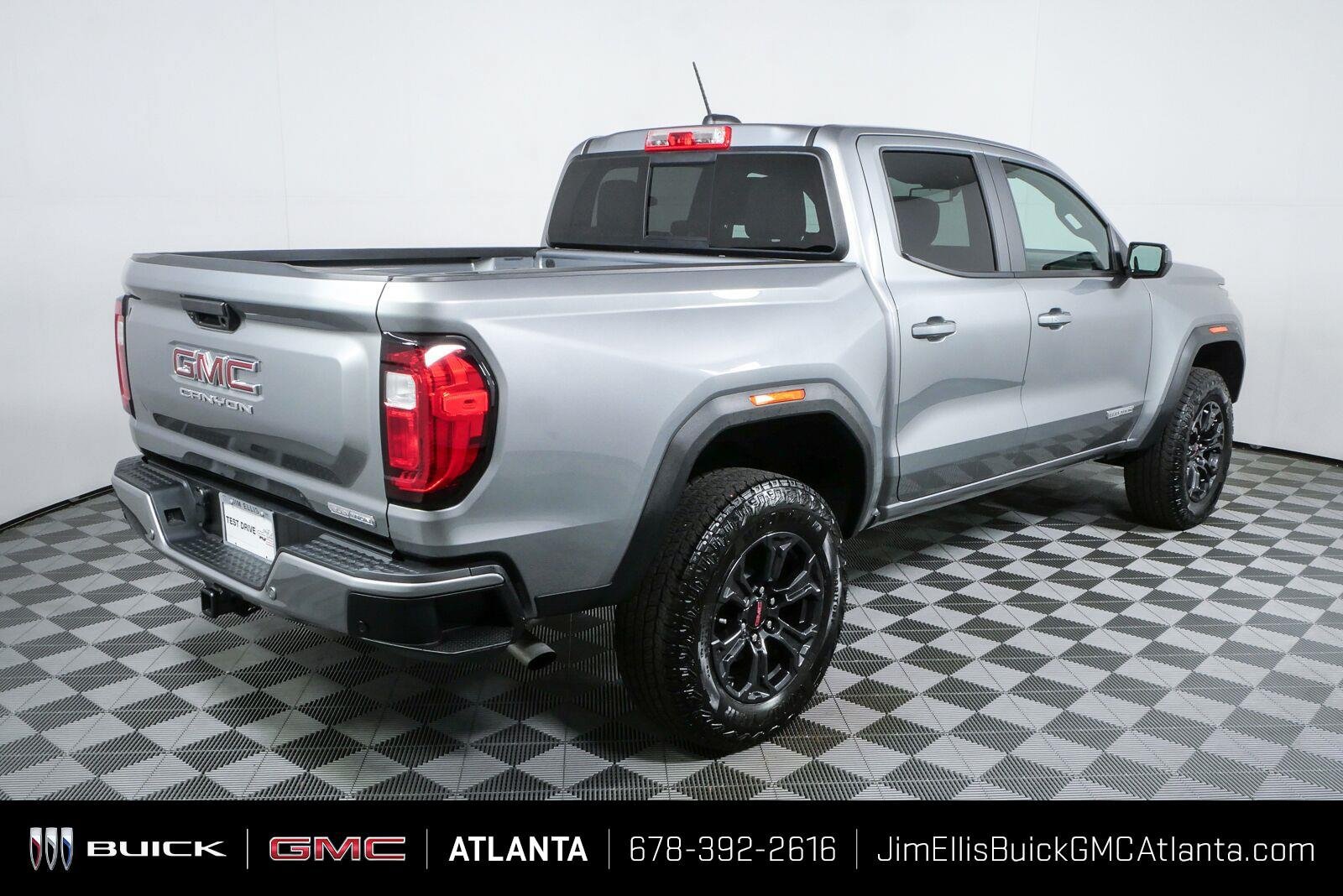 Certified 2025 GMC Canyon Elevation w/ Convenience Package RWD image 3