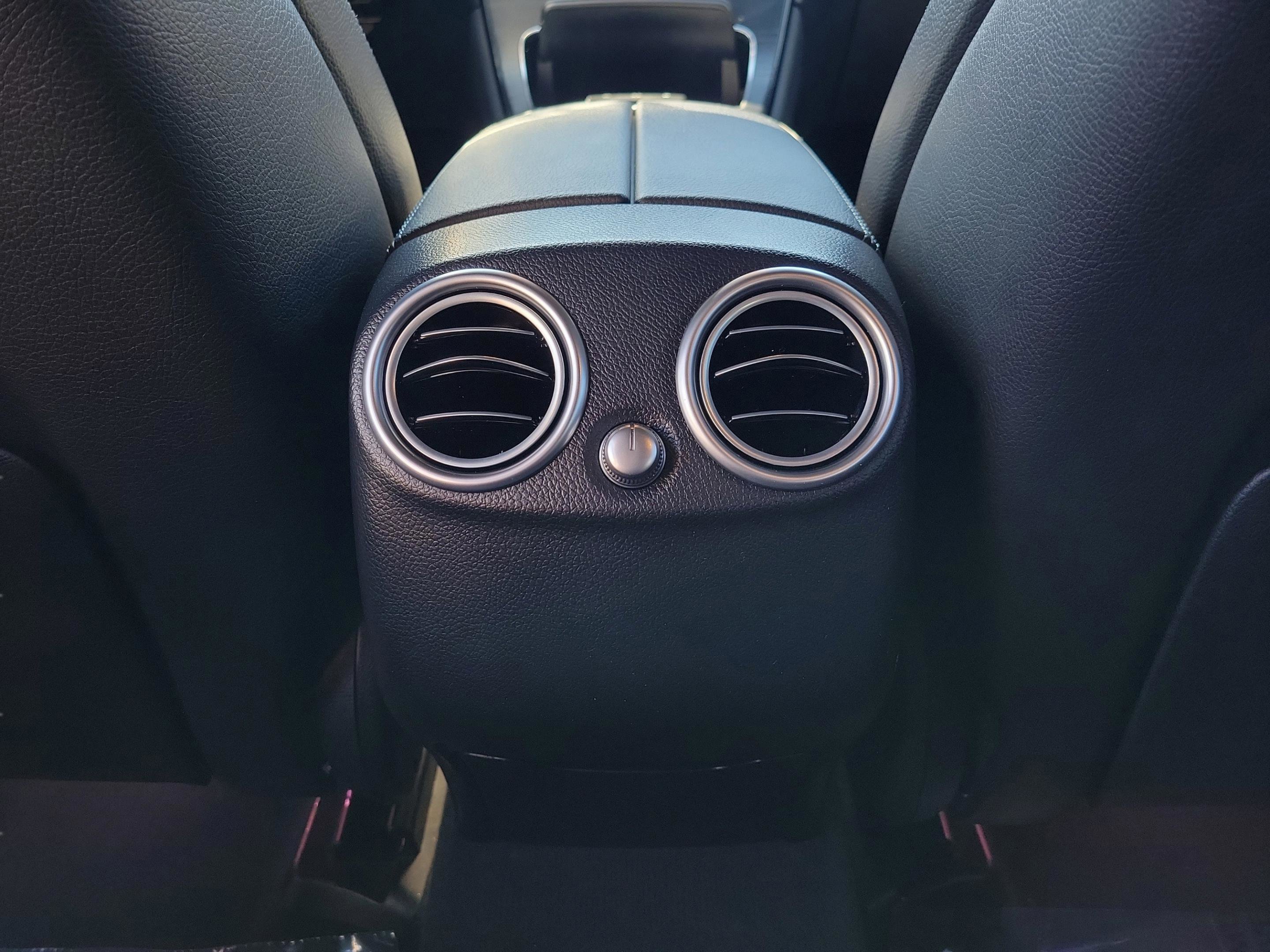 Used 2022 Mercedes-Benz GLC 300 image 10