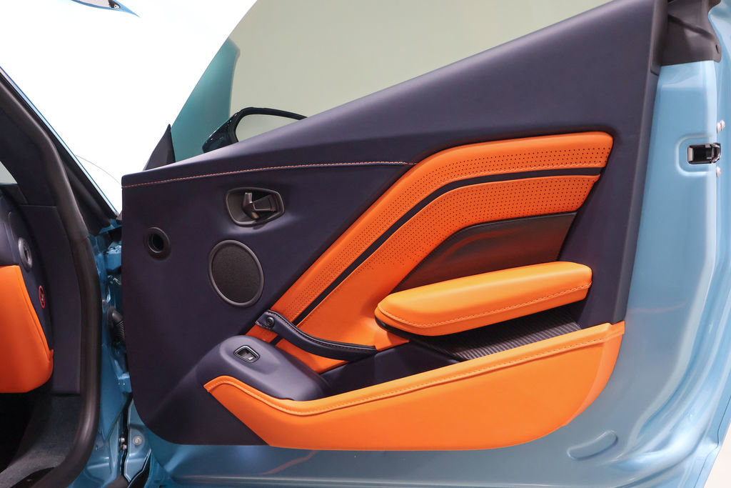 Used 2023 Aston Martin V12 Vantage image 34