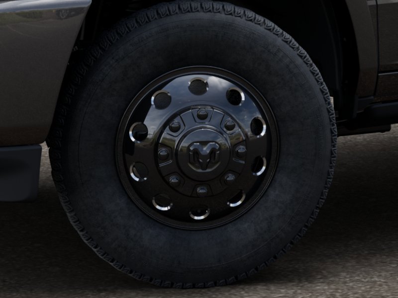 New 2026 RAM 3500 Limited AWD/4WD image 17