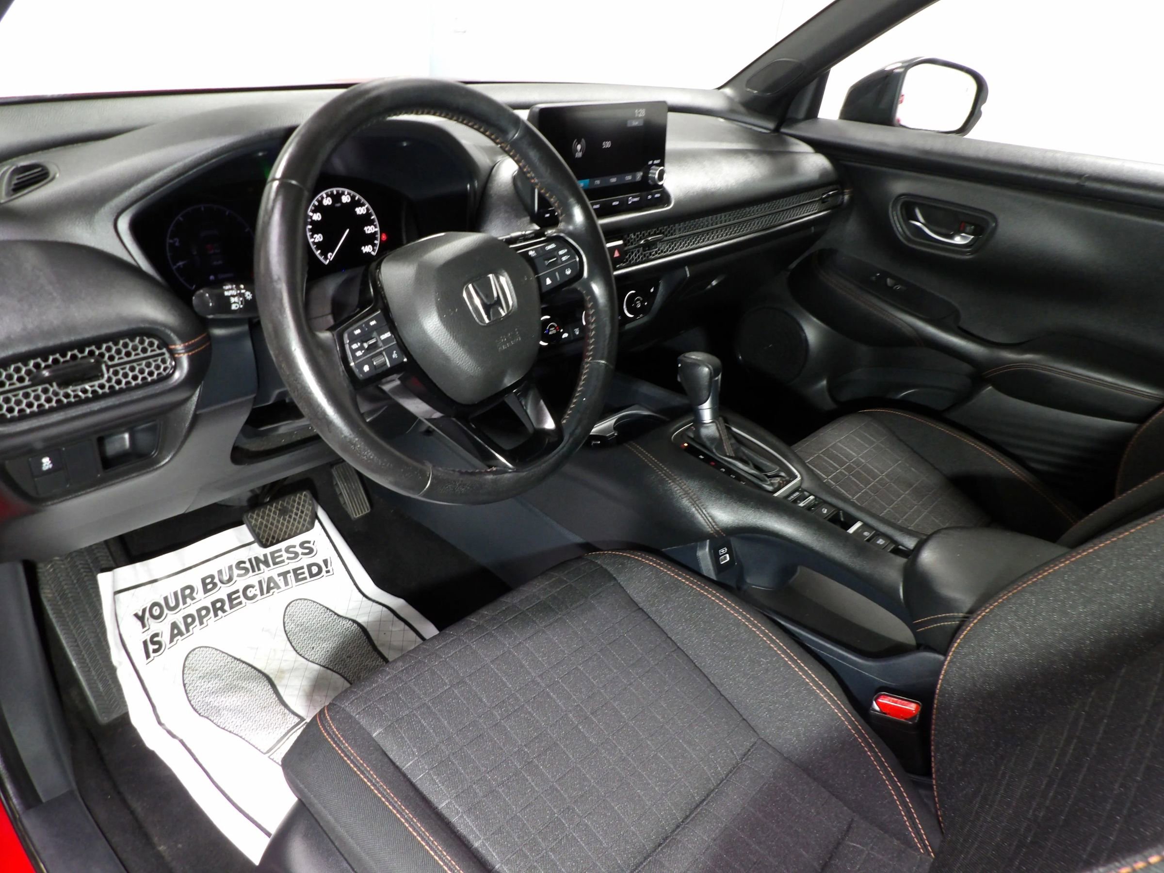 Used 2023 Honda HR-V Sport image 10