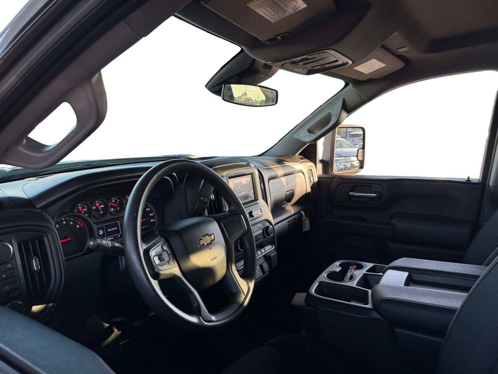 Used 2024 Chevrolet Silverado 2500 Custom w/ Custom Convenience Package image 9