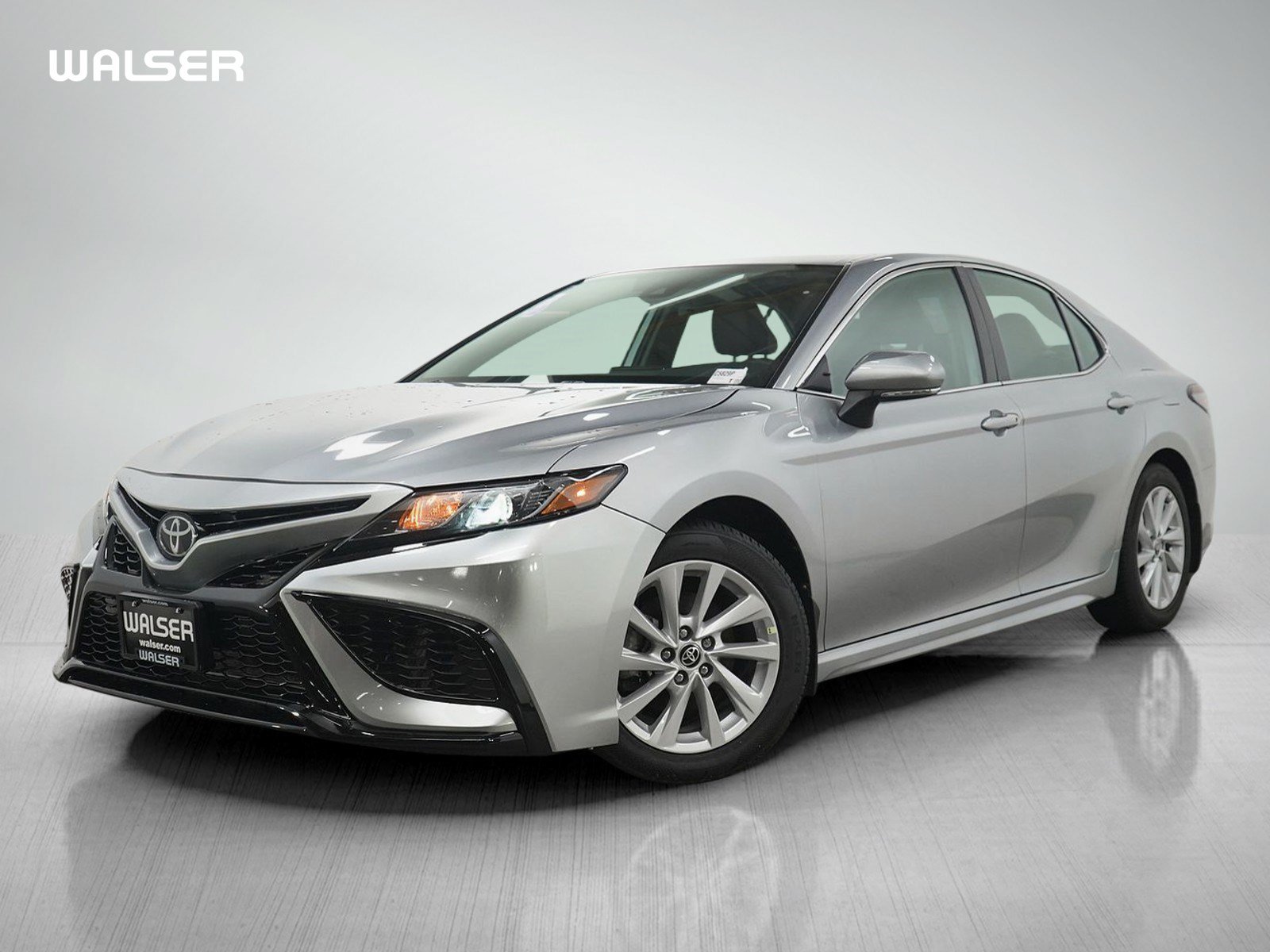 Used 2024 Toyota Camry SE FWD video 1
