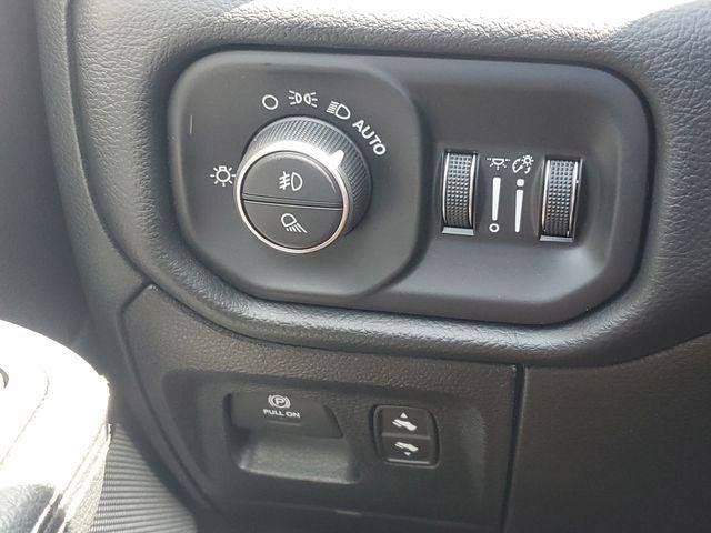 New 2026 RAM 1500 Laramie w/ Night Edition AWD/4WD image 19