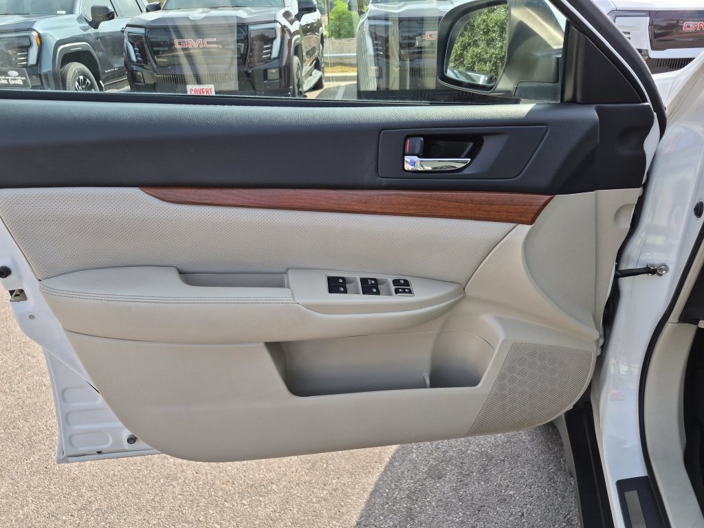 Used 2014 Subaru Outback 2.5i Limited AWD/4WD image 20