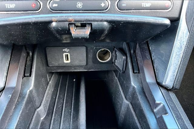 Used 2019 Ford Explorer Limited w/ Class III Trailer Tow Package image 16