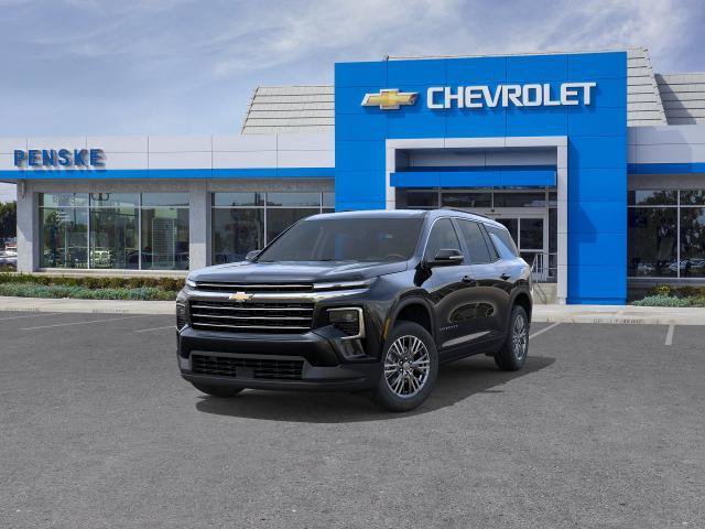 New 2026 Chevrolet Traverse LT w/ LPO, Floor Liner Package FWD image 8