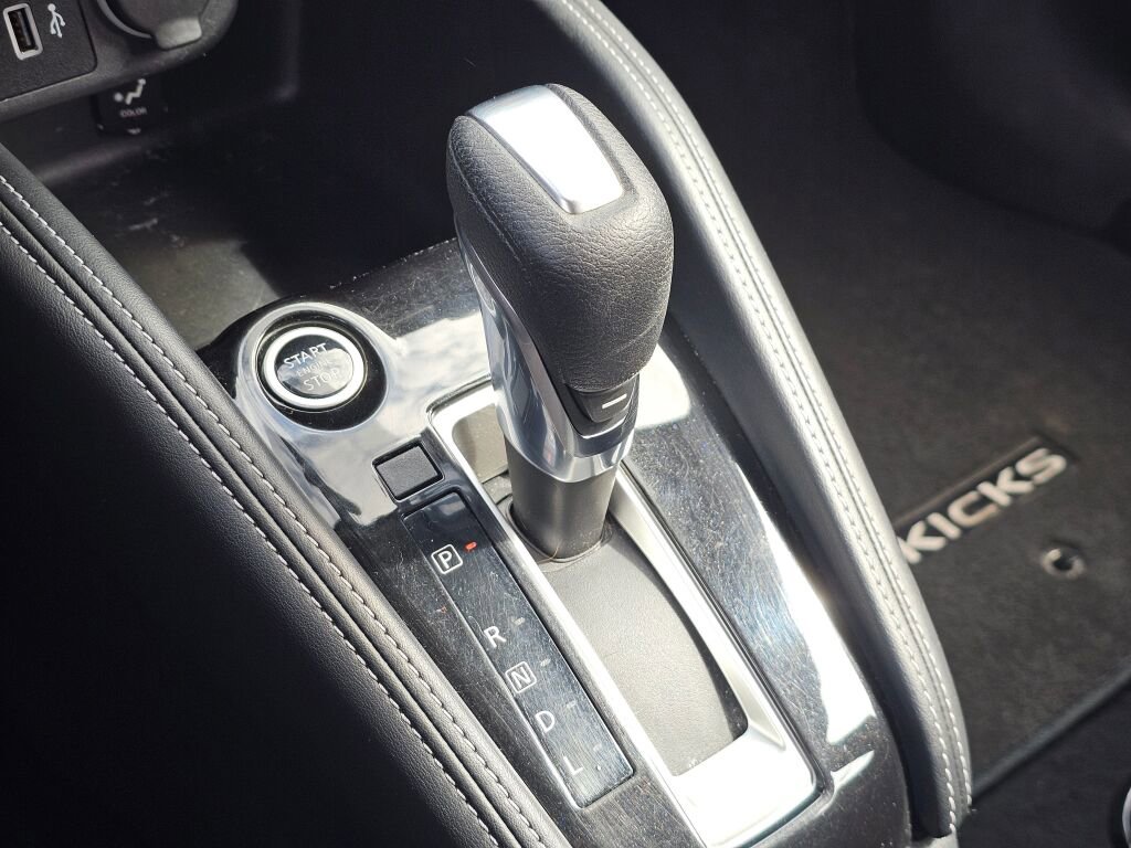 Used 2020 Nissan Kicks SV w/ Exterior Package FWD image 36