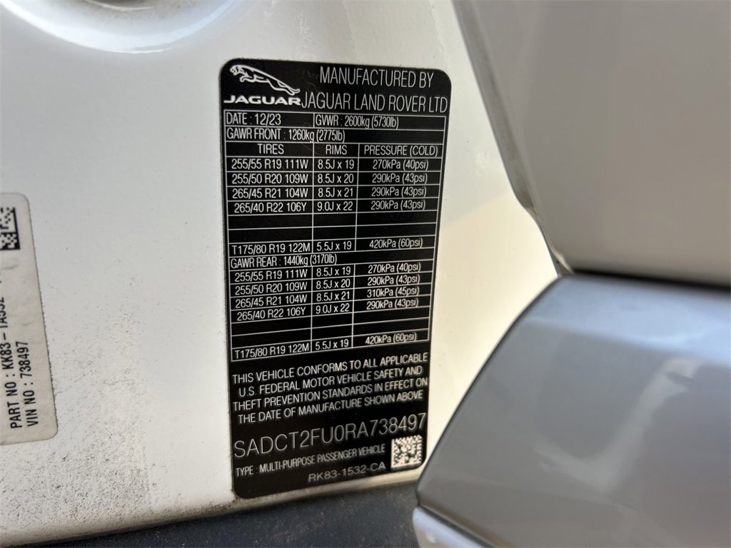 Used 2024 Jaguar F-PACE R-Dynamic S image 18