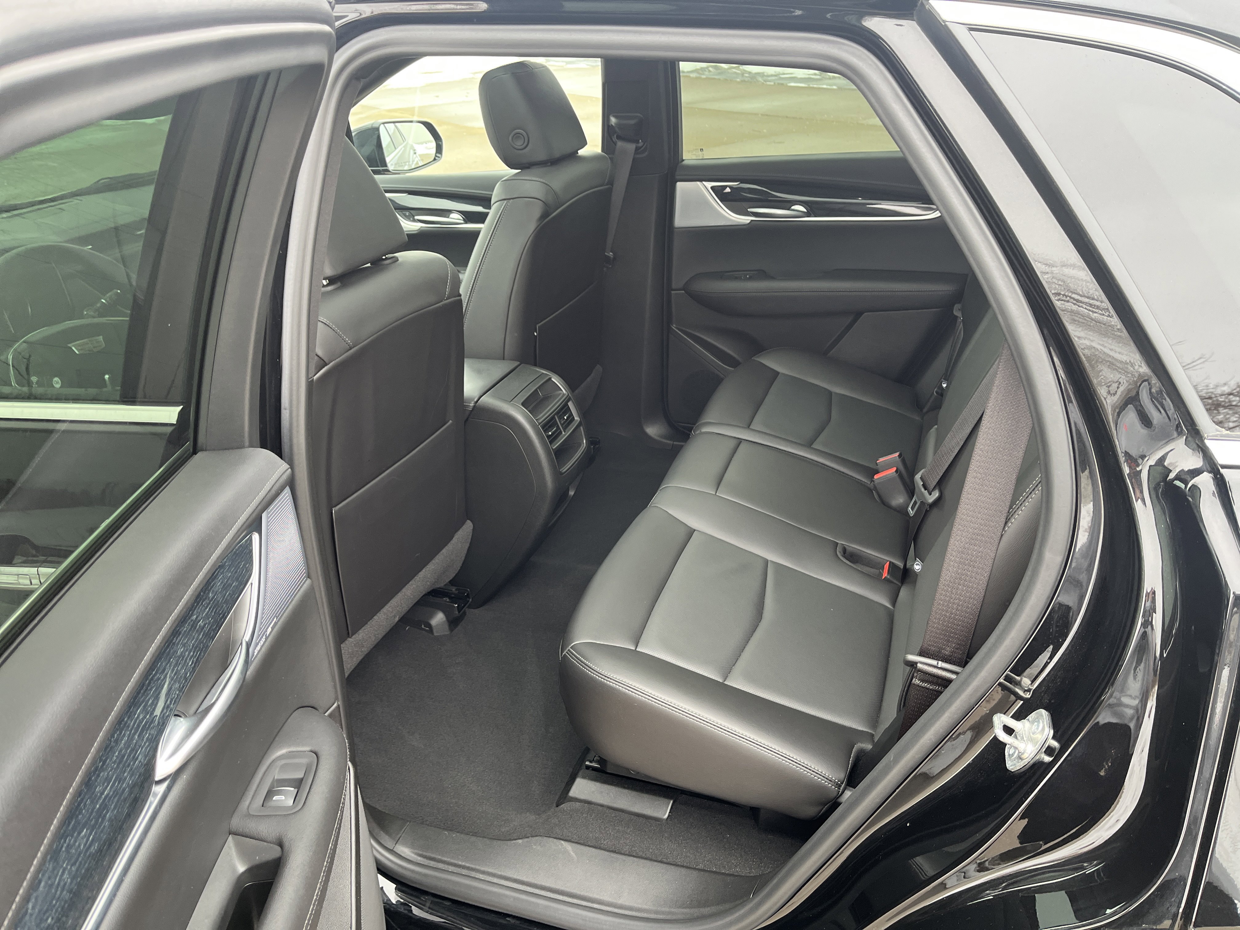 Used 2025 Cadillac XT5 Premium Luxury image 14