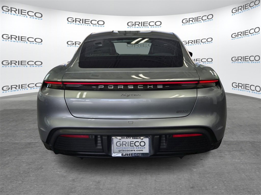 Used 2023 Porsche Taycan image 6