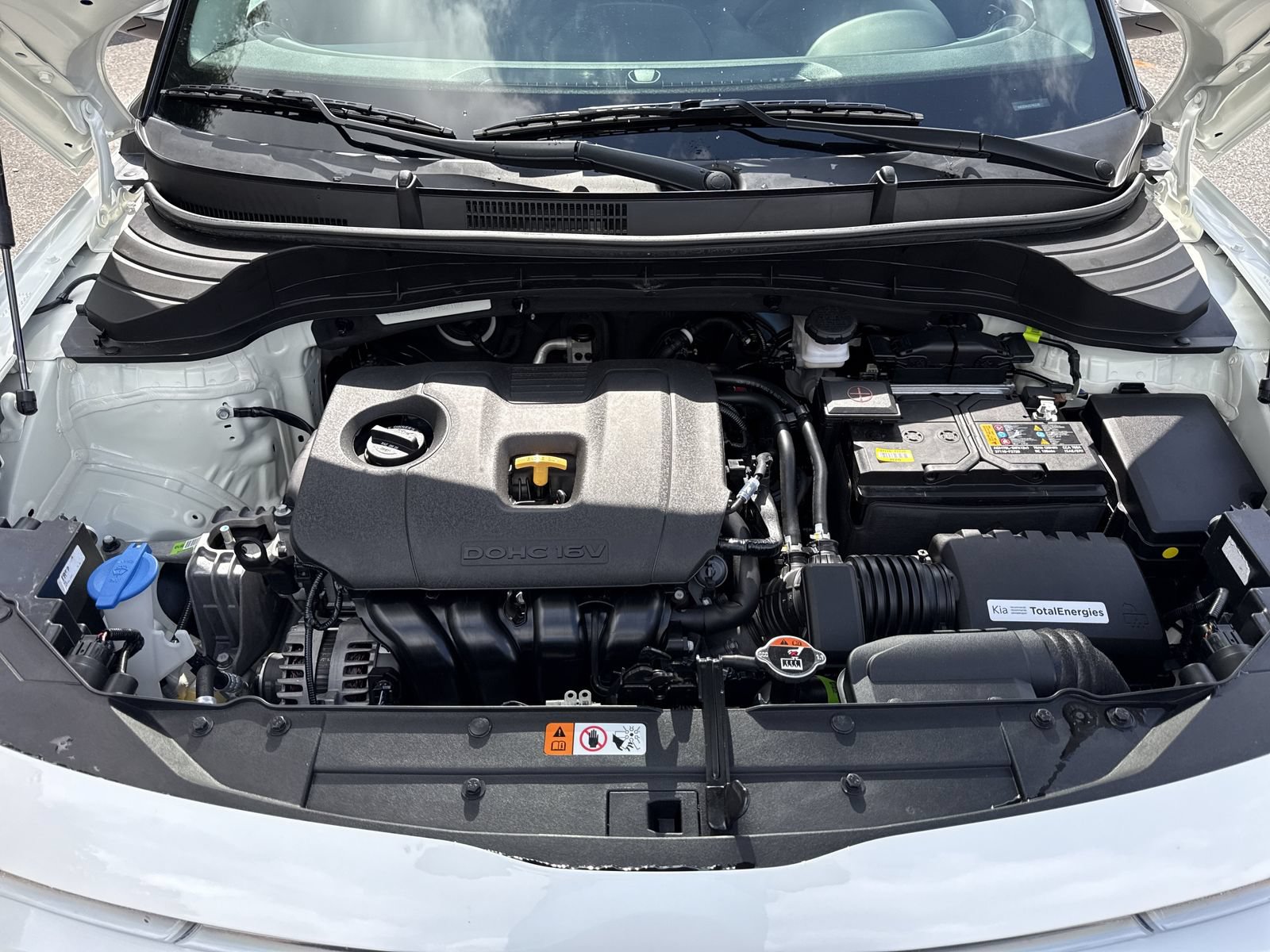 Used 2025 Kia Soul LX w/ LX Technology Package FWD image 28