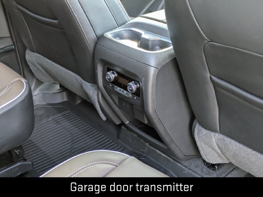 New 2027 GMC Acadia Denali Ultimate w/ LPO, Floor Liner Package FWD image 31