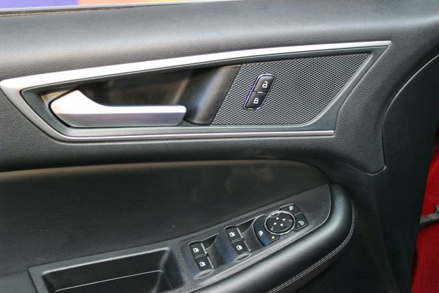 Used 2024 Ford Edge SEL w/ Convenience Package image 18