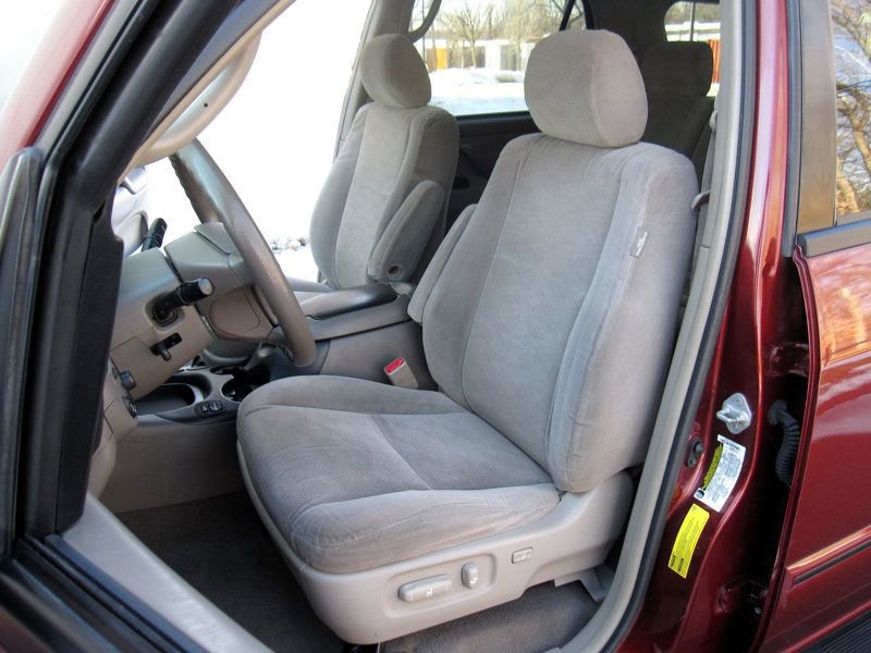 Used 2006 Toyota Sequoia SR5 RWD image 19