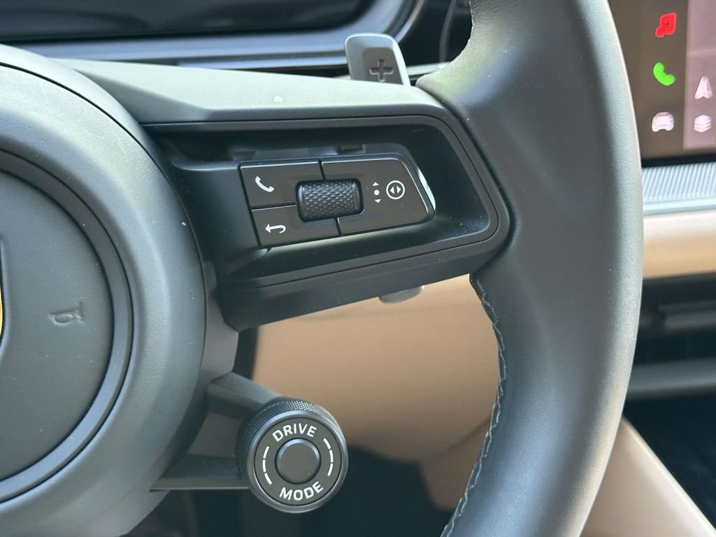 Certified 2026 Porsche Cayenne Coupe AWD/4WD image 23