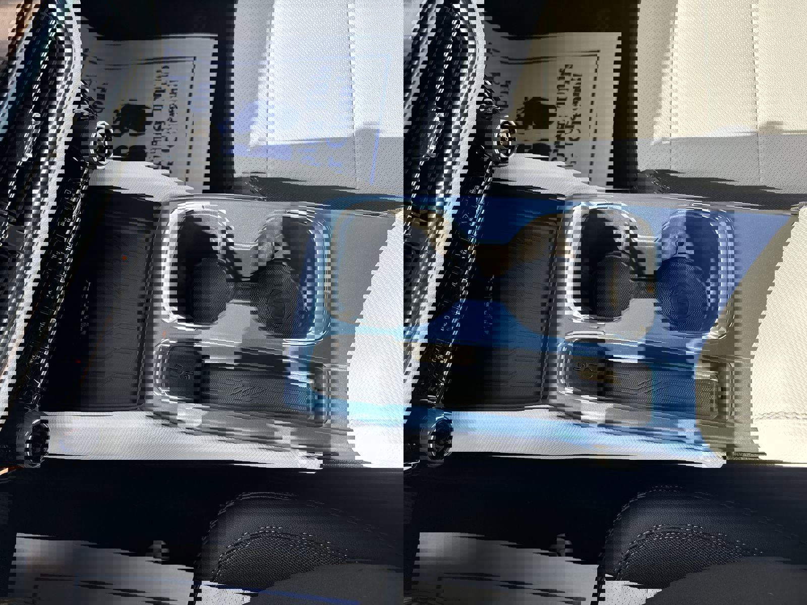 New 2026 Chevrolet Equinox EV LT image 23