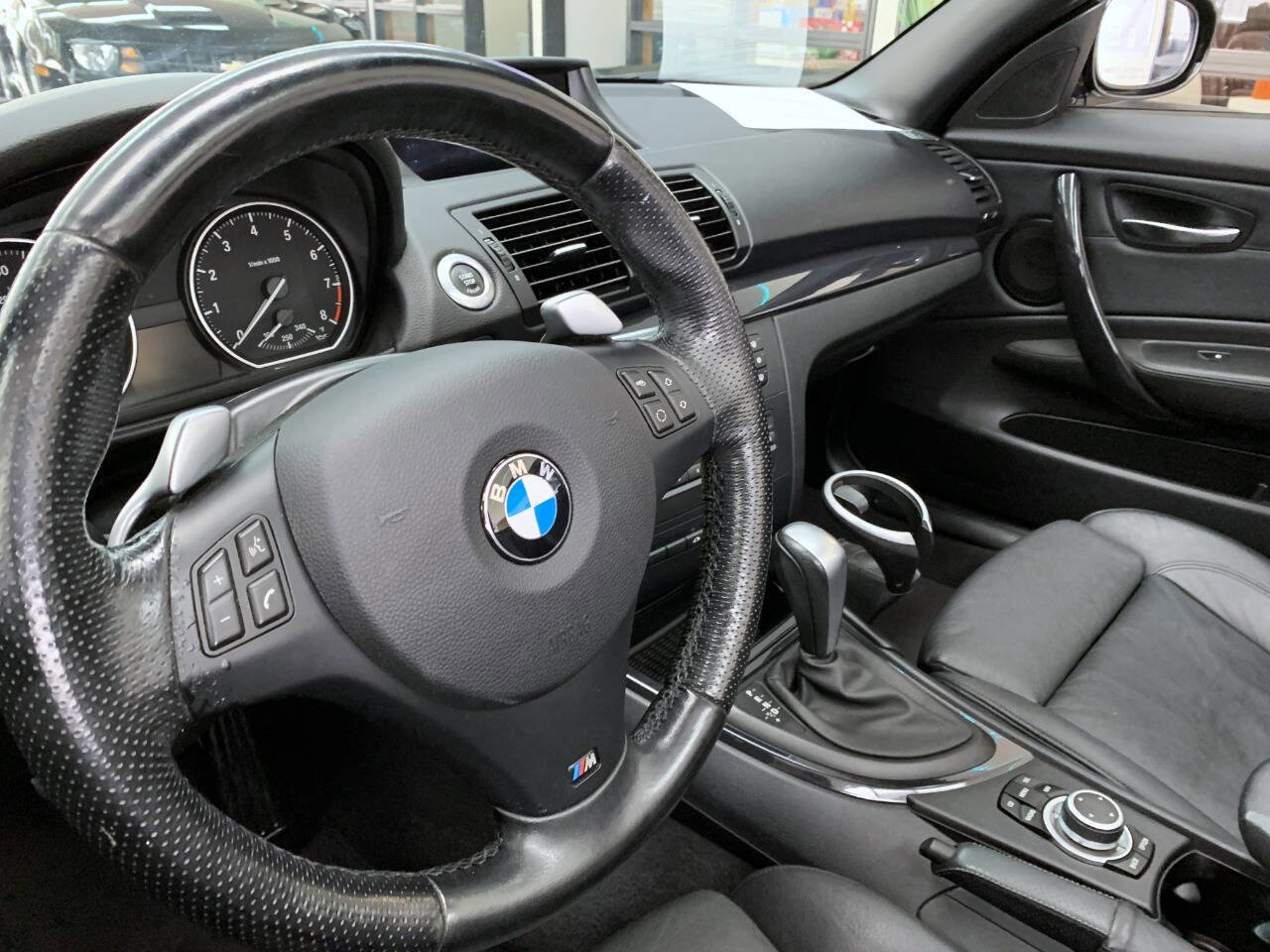 Used 2010 BMW 135i Convertible image 8