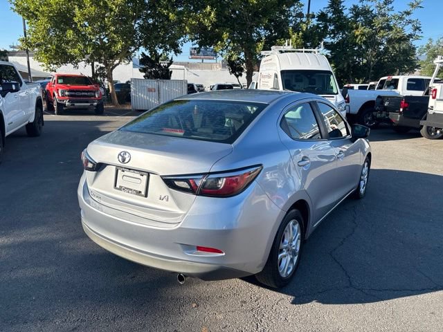 Used 2017 Toyota Yaris iA FWD image 8